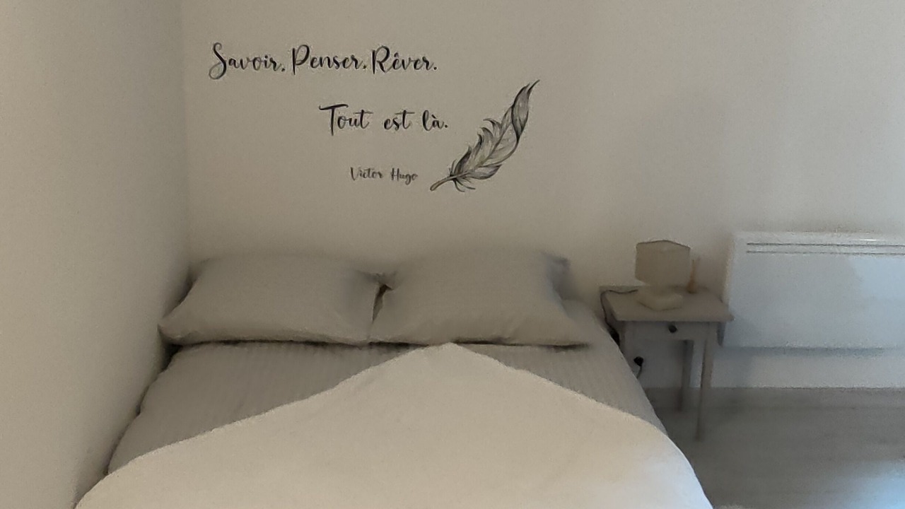 Photo of Bedroom in La Creche