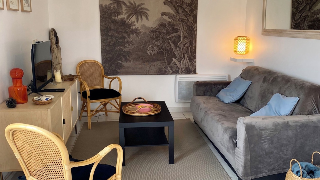 Photo of Livingroom in La Bree-les-Bains