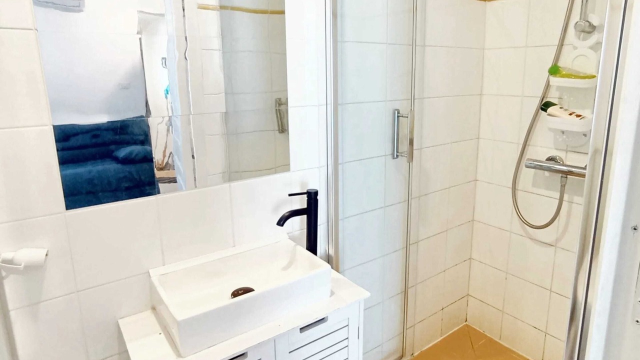 Photo of Bathroom in La Jarrie