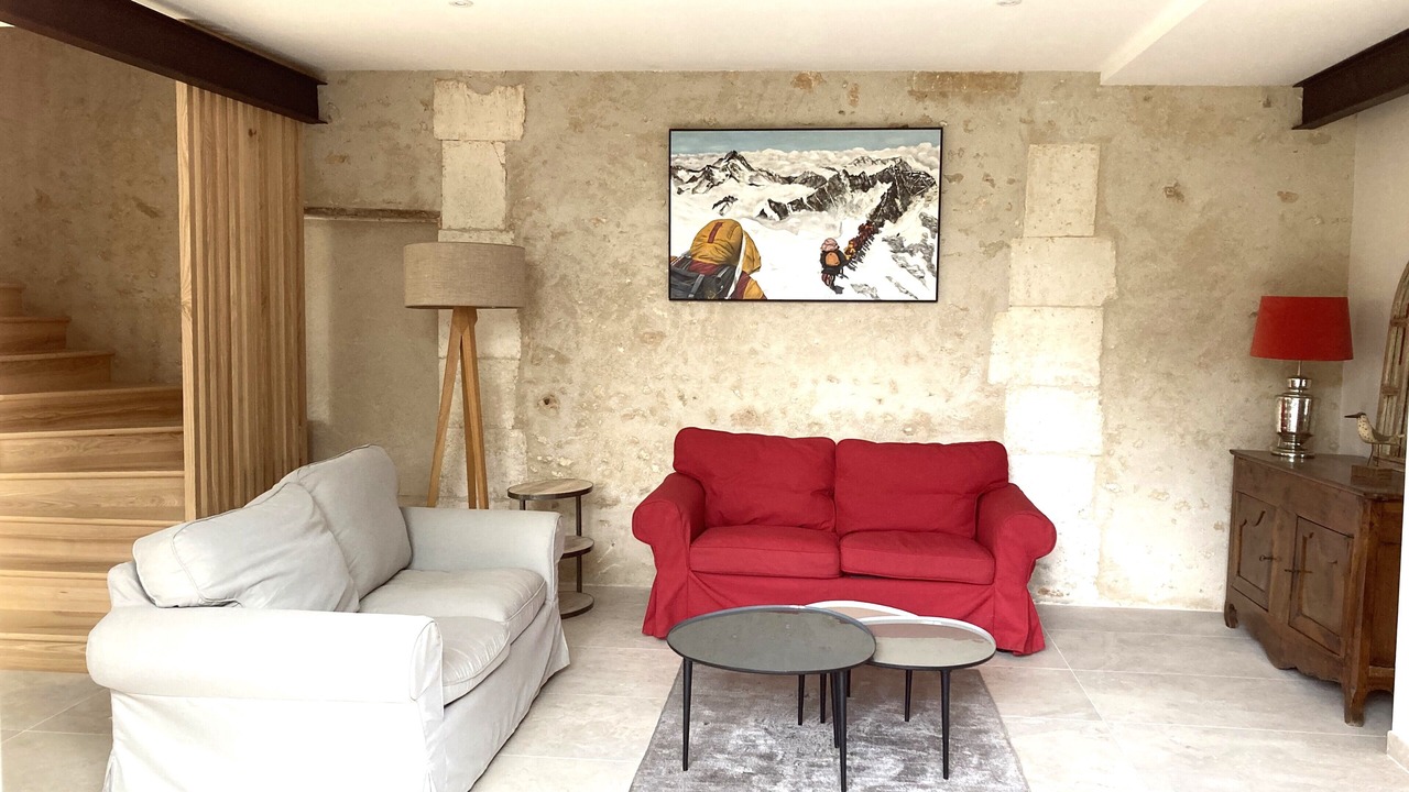 Photo of Livingroom in Saint-Hilaire-d'Estissac