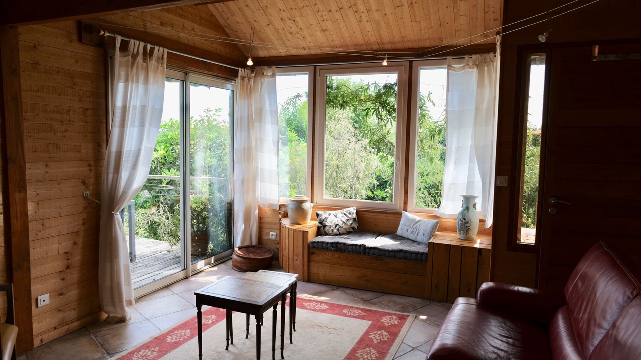 Photo of Livingroom in Saint-Cyr-la-Roche