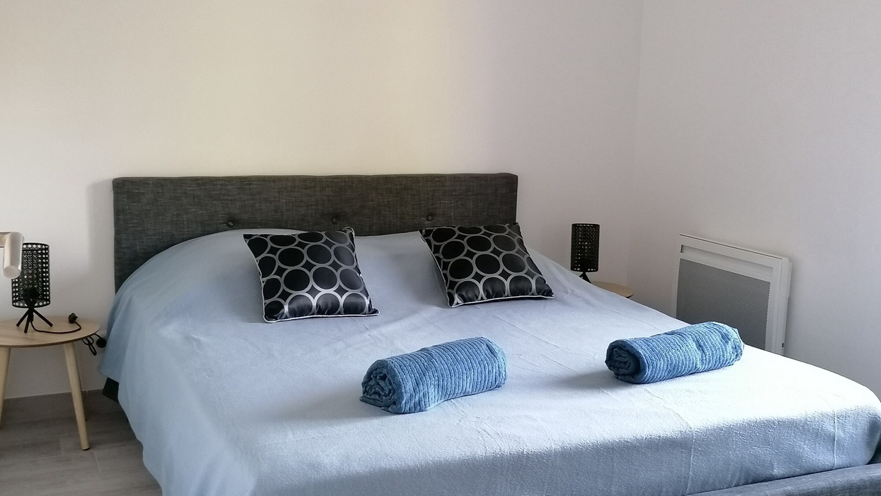 Photo of Bedroom in Leognan