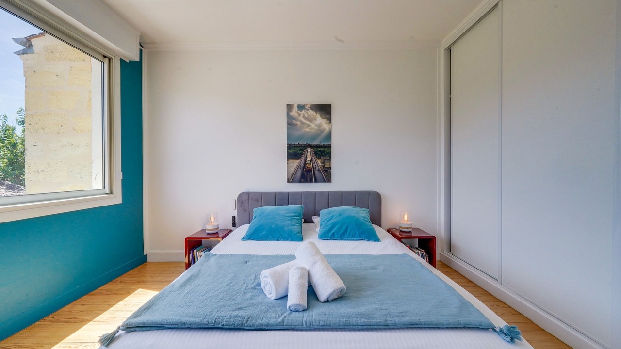 Photo of Bedroom in Chartrons