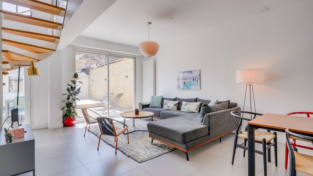 Photo of Livingroom in Chartrons