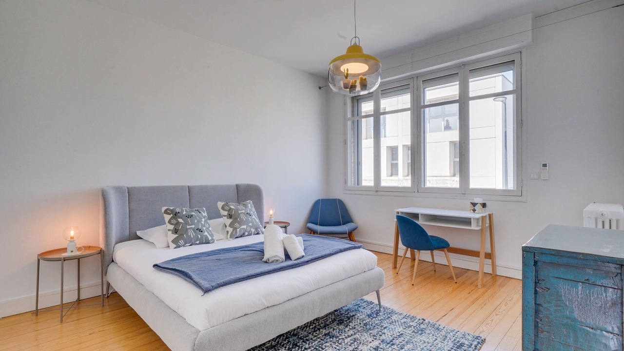 Photo of Bedroom in Chartrons
