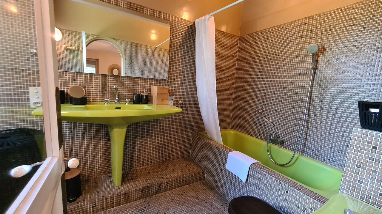 Photo of Bathroom in Cenac-et-Saint-Julien