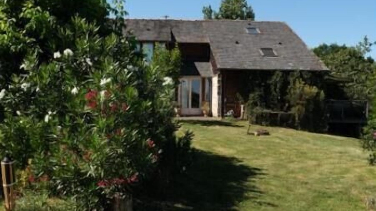 Photo of Outdoor in Saint-Cyr-la-Roche