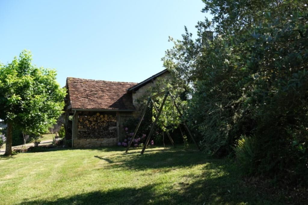 Photo of Outdoor in Saint-Cyr-la-Roche