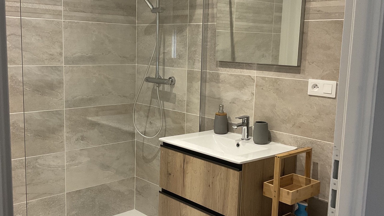 Photo of Bathroom in Castels