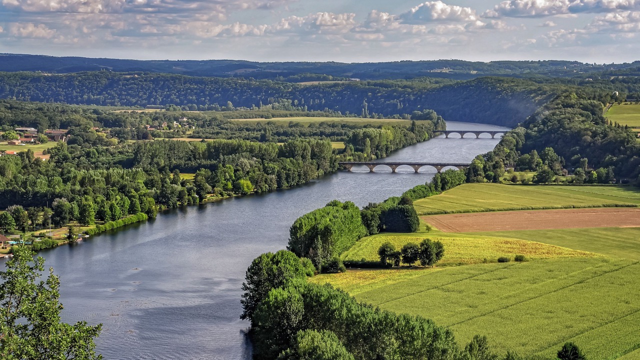 Photo of Outdoor in Saint-Romain-la-Virvee