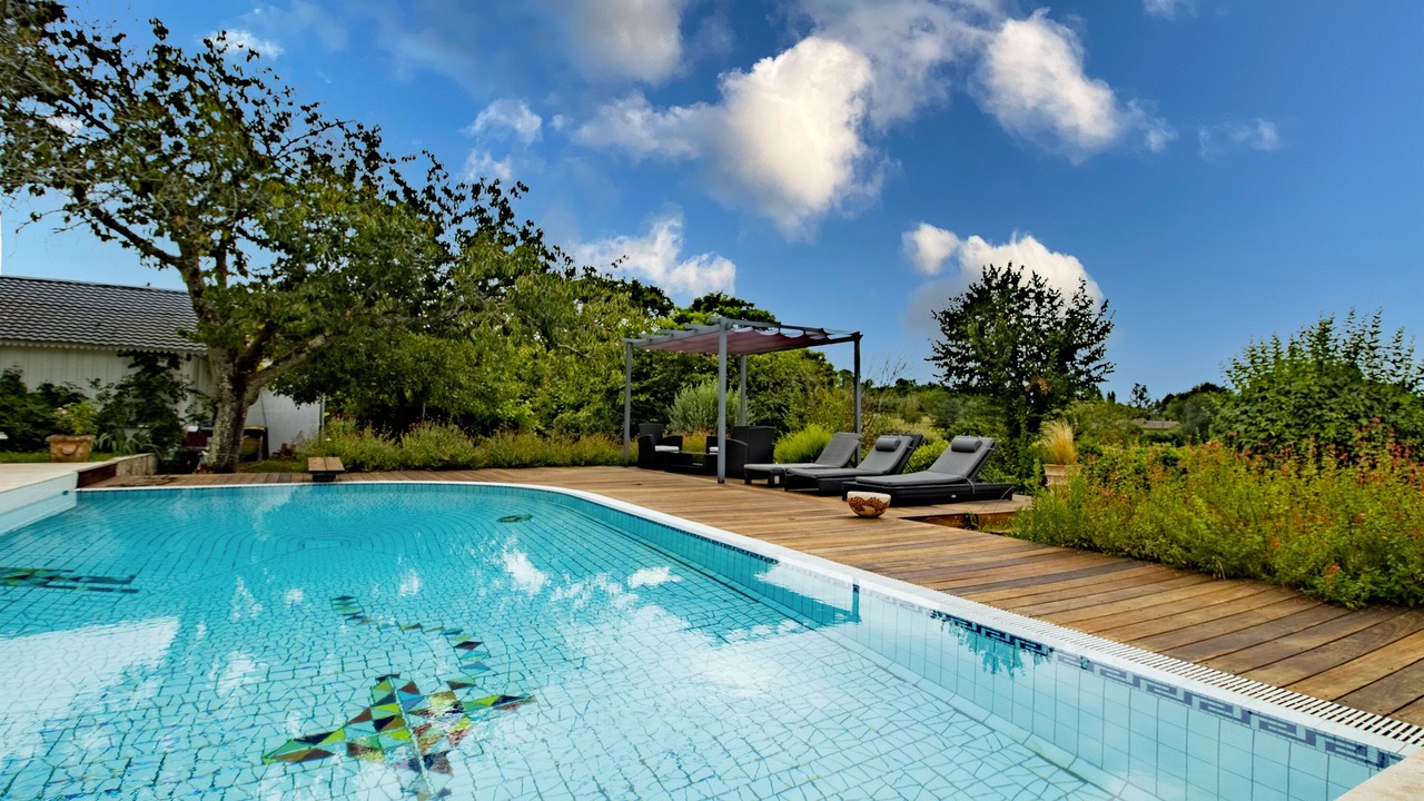 Photo of Outdoor in Saint-Romain-la-Virvee