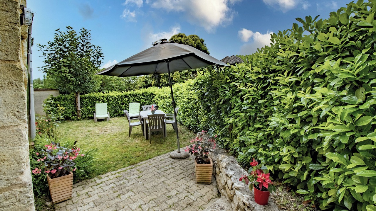 Photo of Outdoor in Saint-Romain-la-Virvee