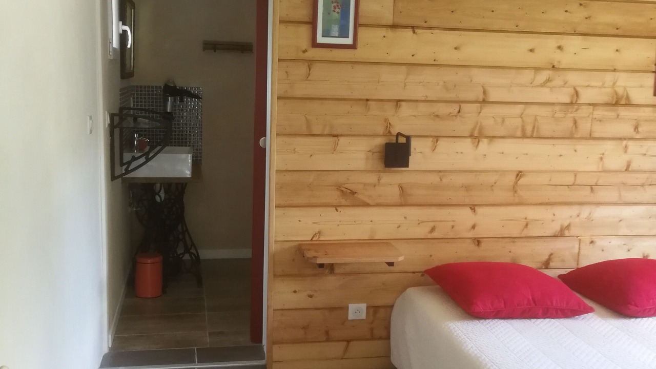 Photo of Bedroom in Labouquerie