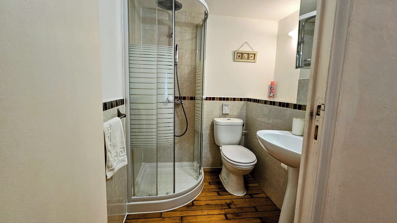 Photo of Bathroom in Pageas