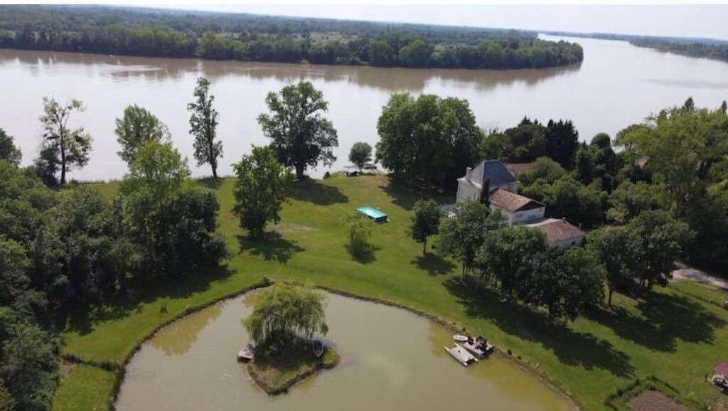 Photo of Outdoor in La Riviere