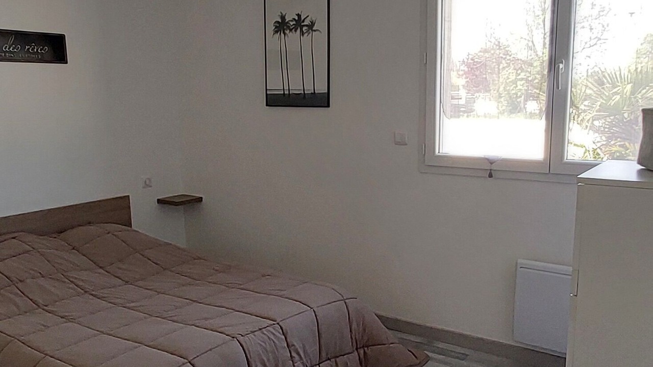 Photo of Bedroom in Marennes
