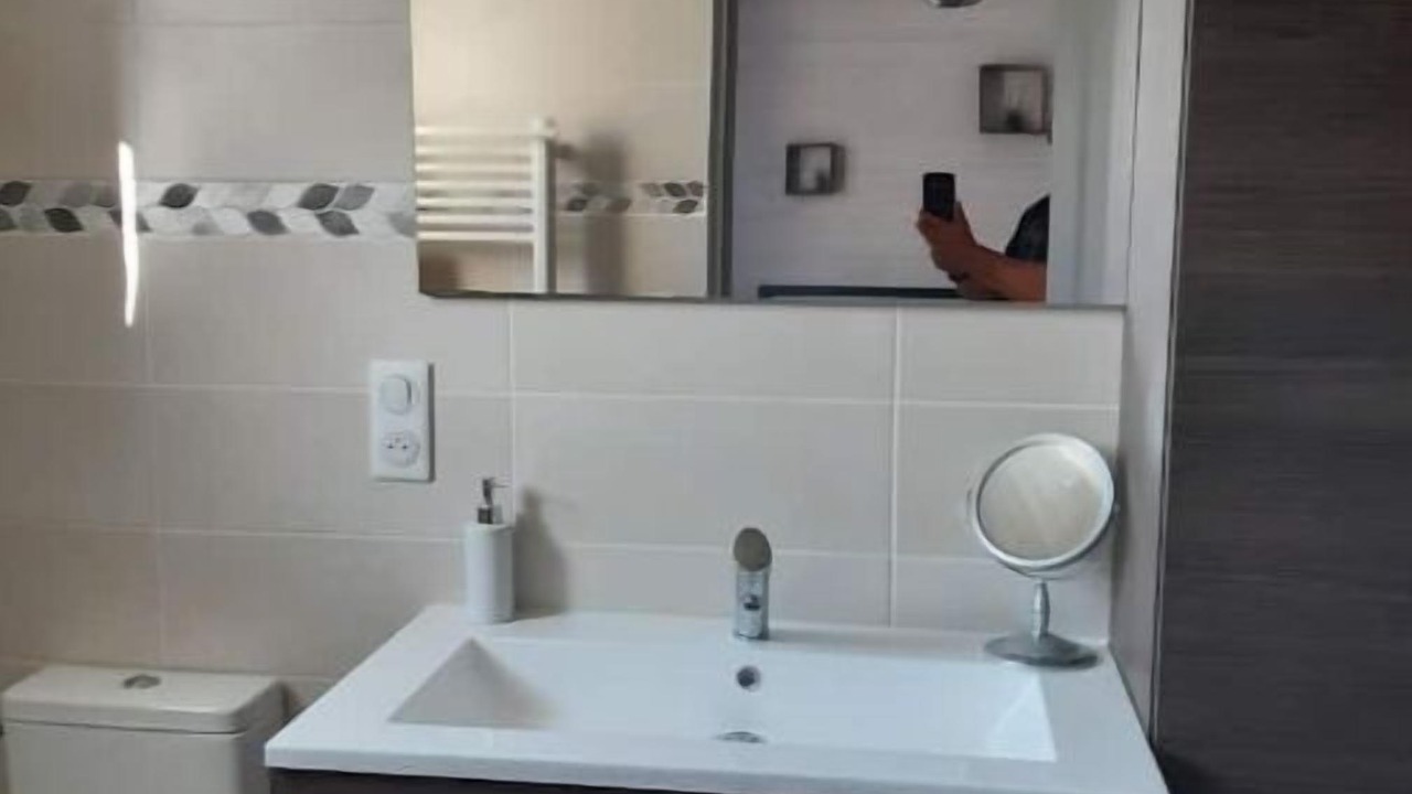 Photo of Bathroom in Marennes