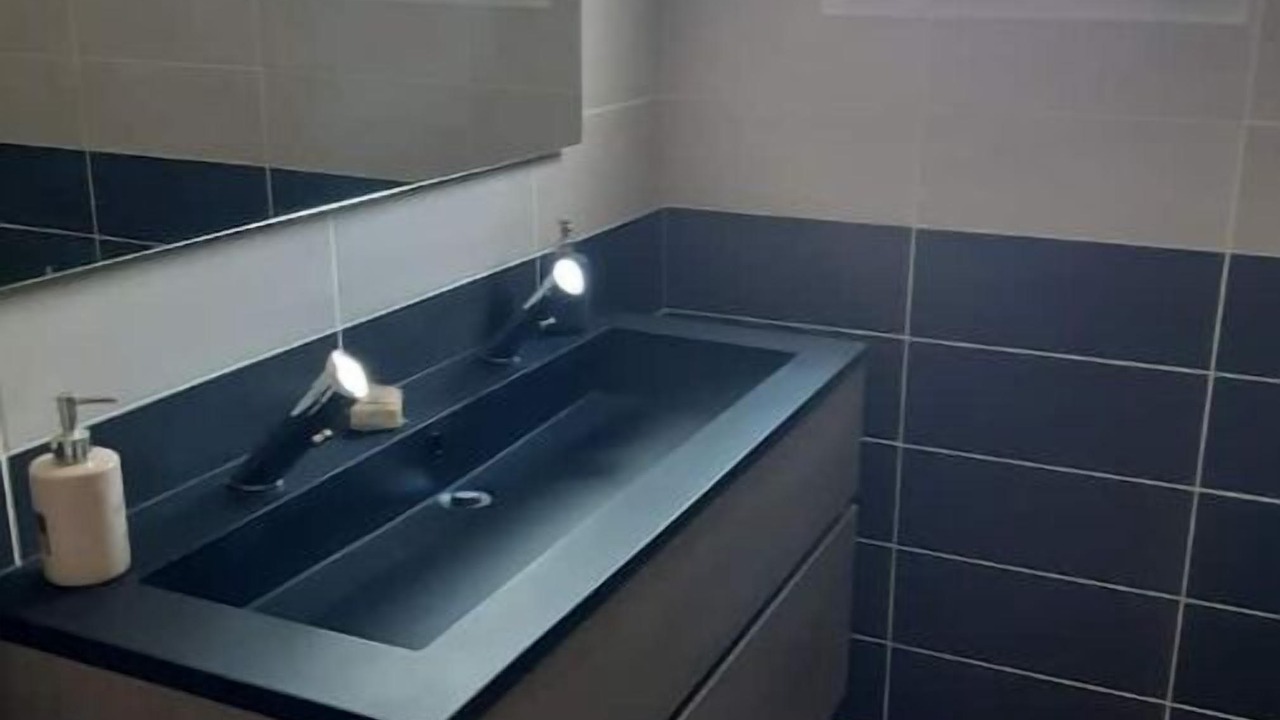 Photo of Bathroom in Marennes