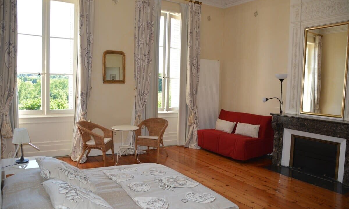 Photo of Bedroom in Saint-Ciers-de-Canesse