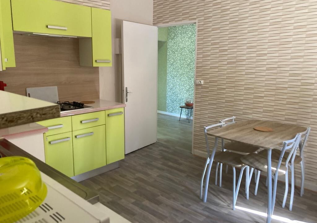 Photo of Kitchen in Compreignac