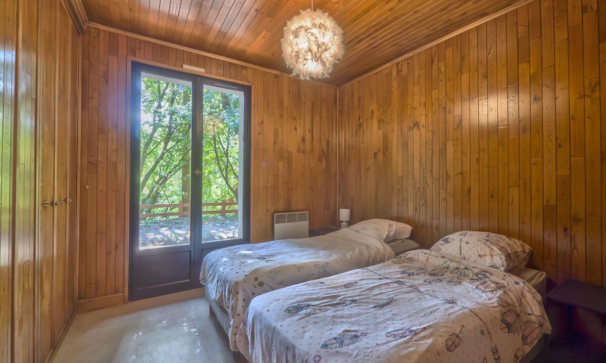 Photo of Bedroom in Saint-Pierre-de-Frugie
