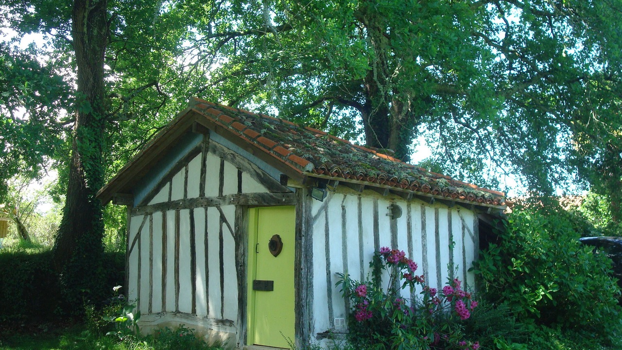 Photo of Outdoor in Lacquy