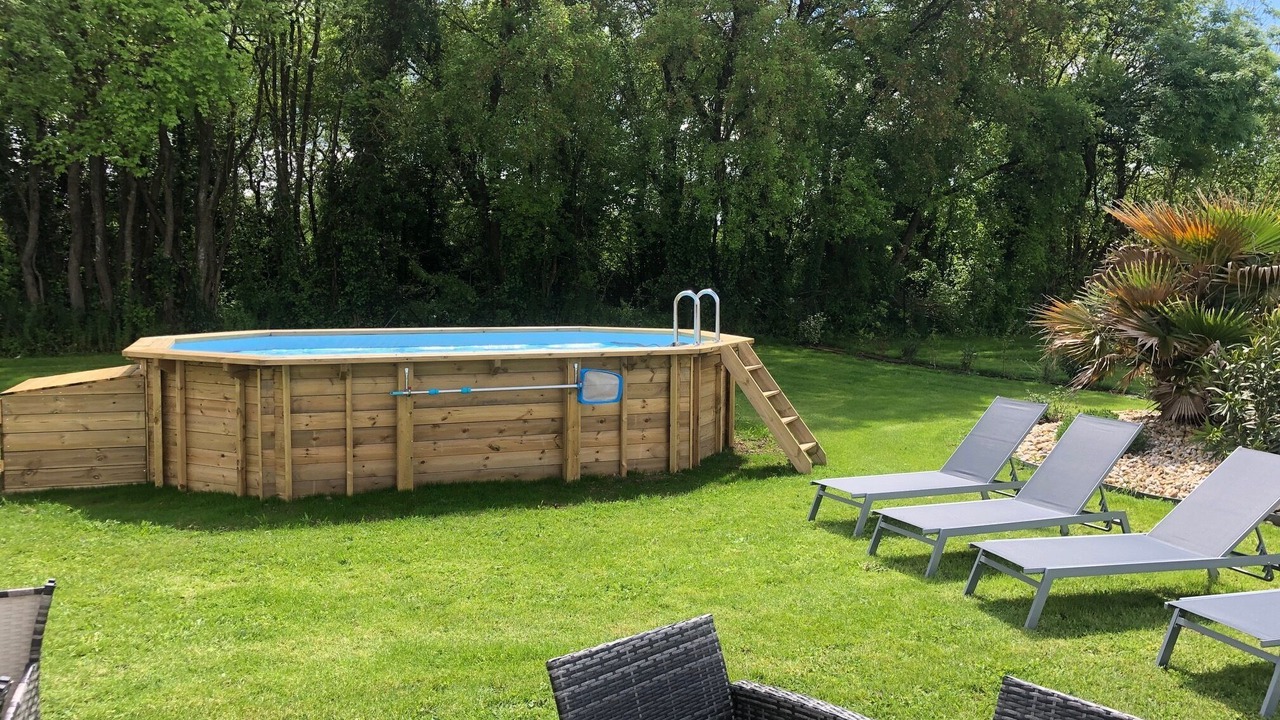 Photo of Outdoor in Chambon