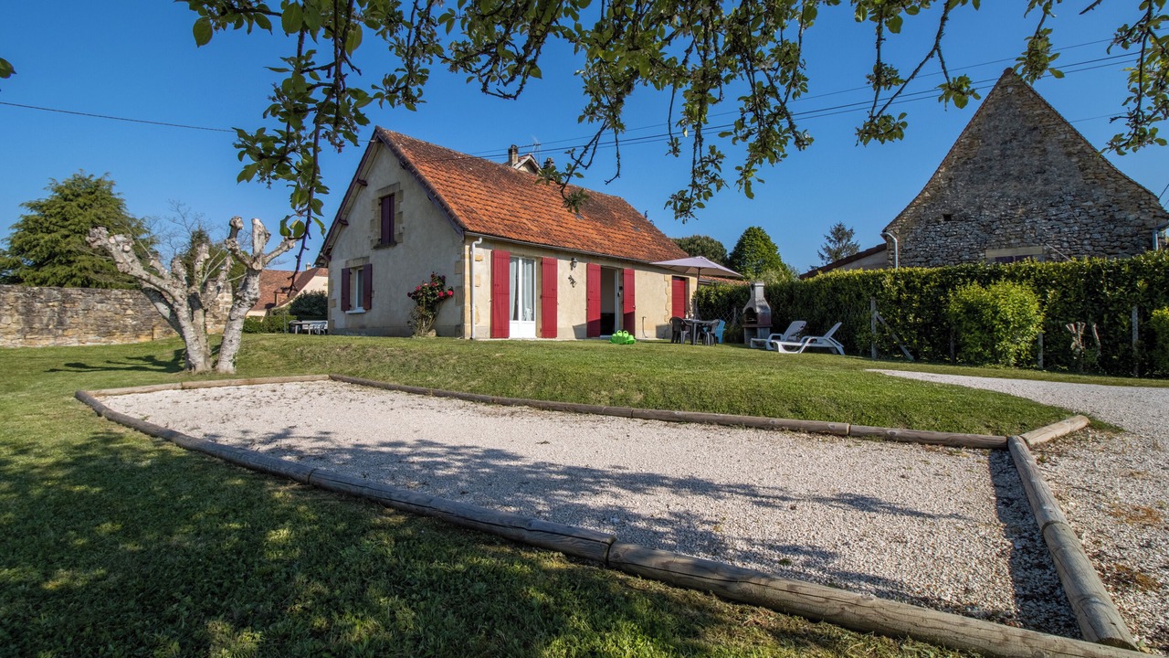 Photo of Outdoor in Saint-Andre-dAllas