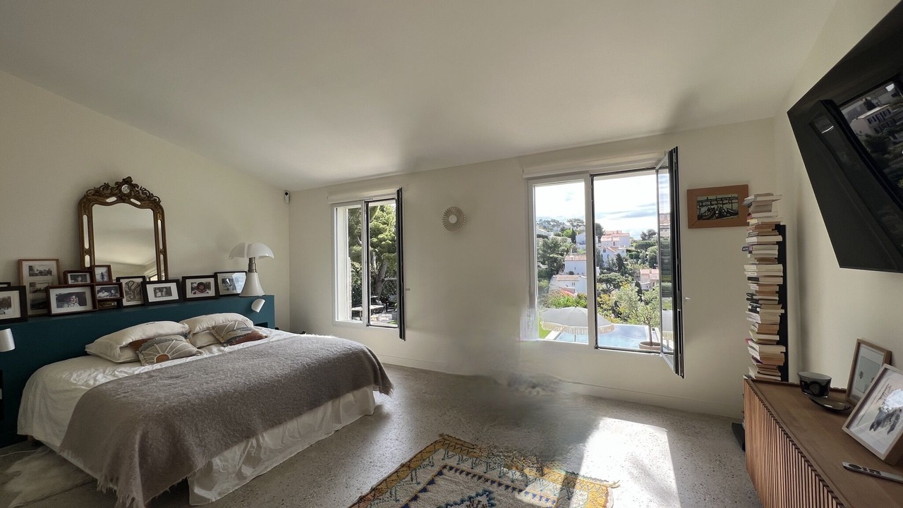 Photo of Bedroom in Endoume