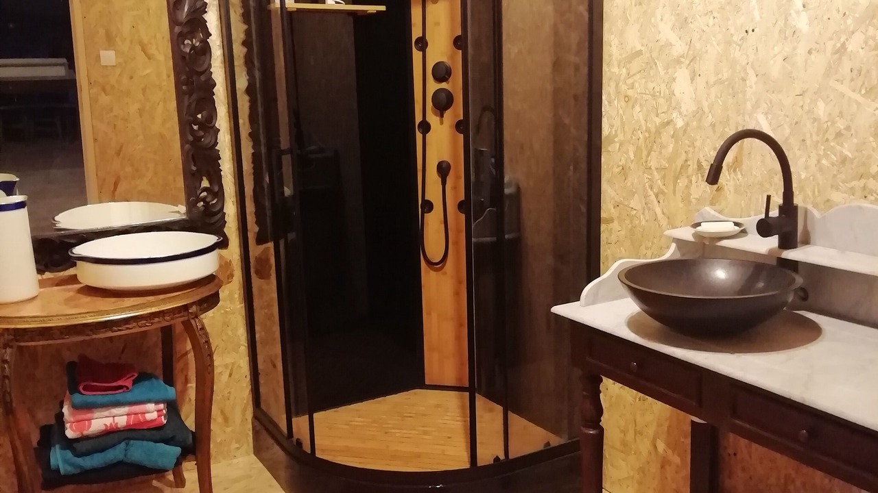 Photo of Bathroom in Saint-Martin-I'Astier