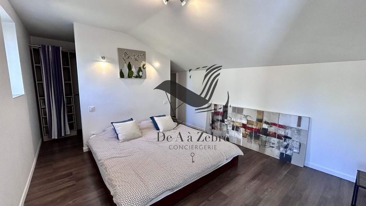 Photo of Bedroom in Moeze
