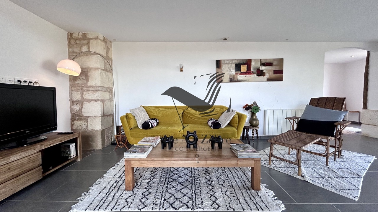 Photo of Livingroom in Moeze