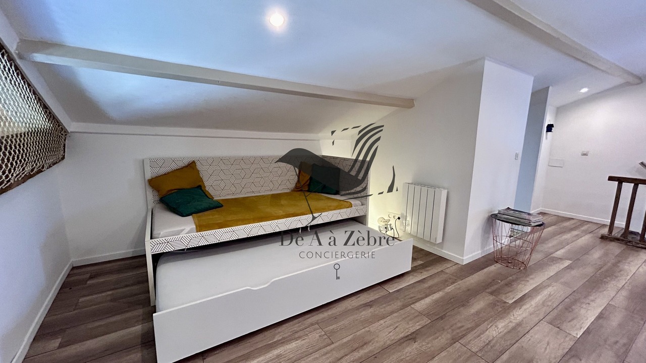 Photo of Livingroom in Moeze