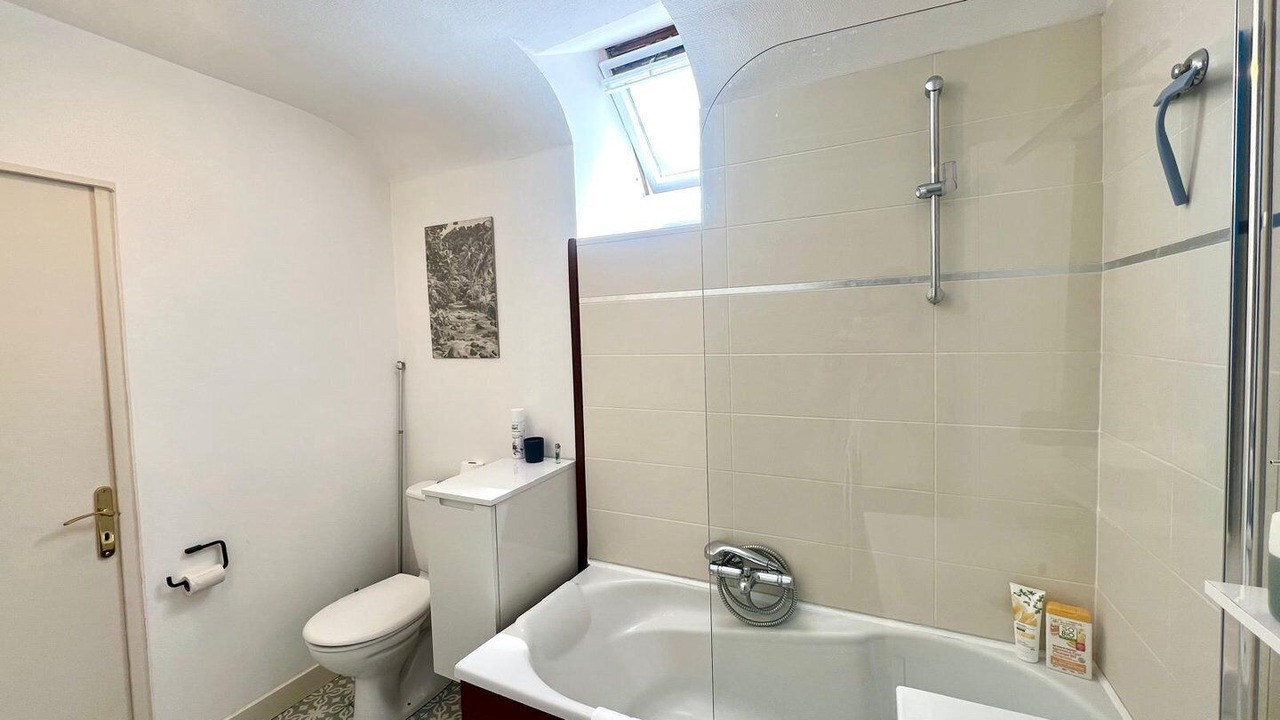 Photo of Bathroom in Les 3 Cites