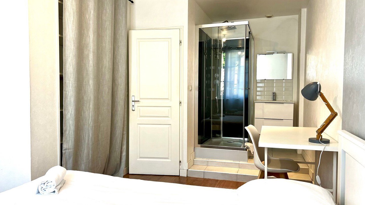 Photo of Bedroom in Les 3 Cites