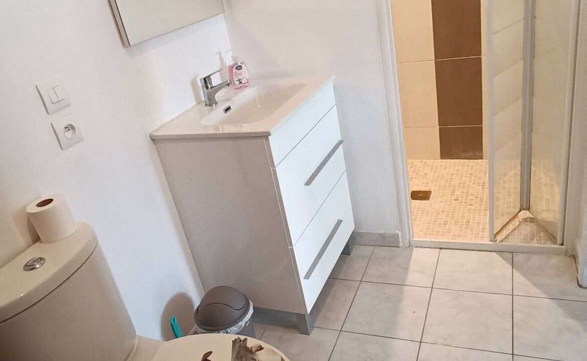 Photo of Bathroom in Marennes