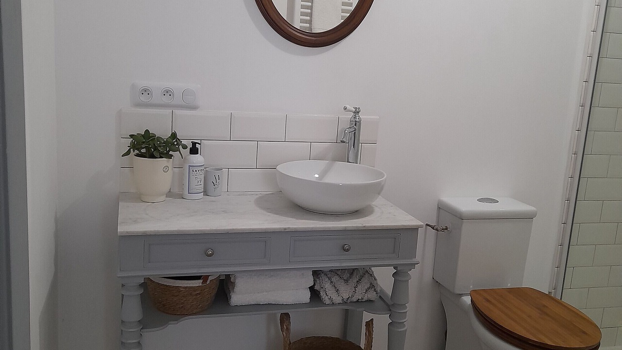 Photo of Bathroom in Ambleville