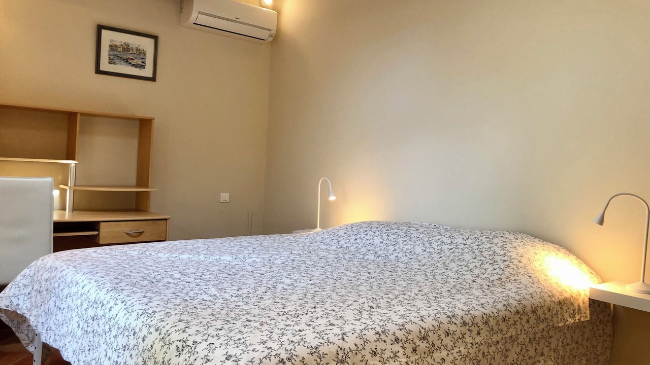 Photo of Bedroom in Chateau Gombert