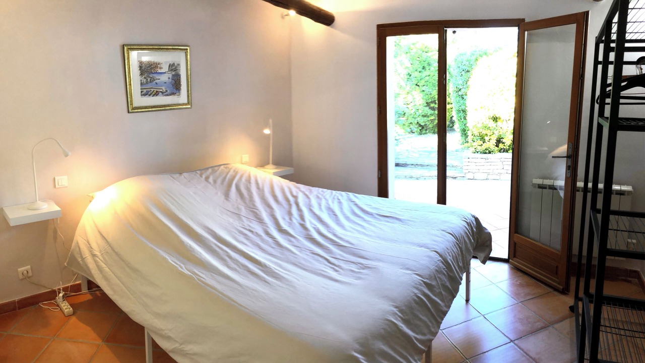 Photo of Bedroom in Chateau Gombert