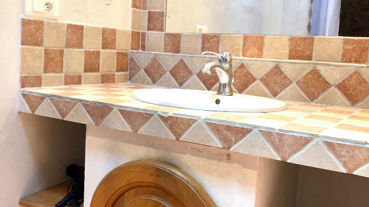 Photo of Bathroom in Chateau Gombert