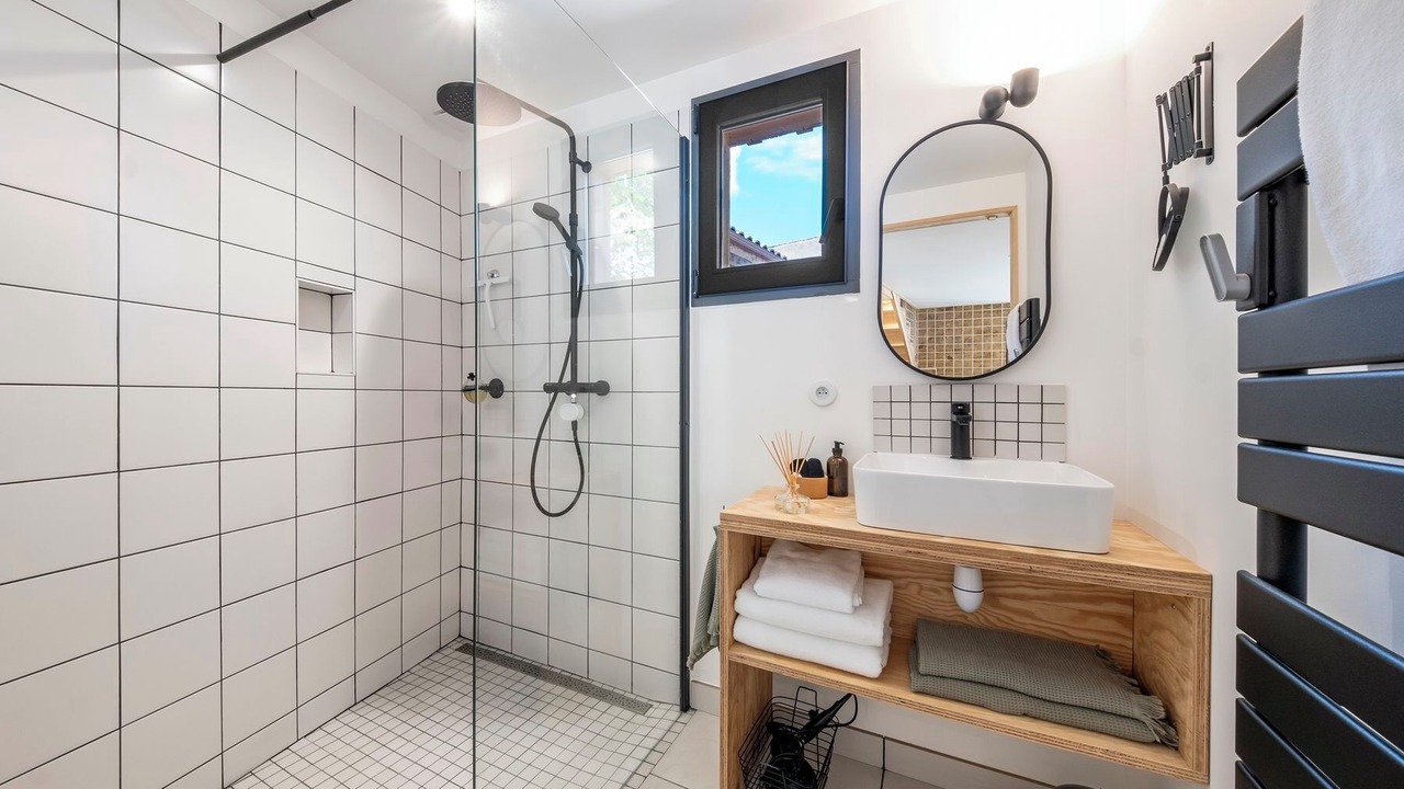 Photo of Bathroom in Le Buisson-de-Cadouin
