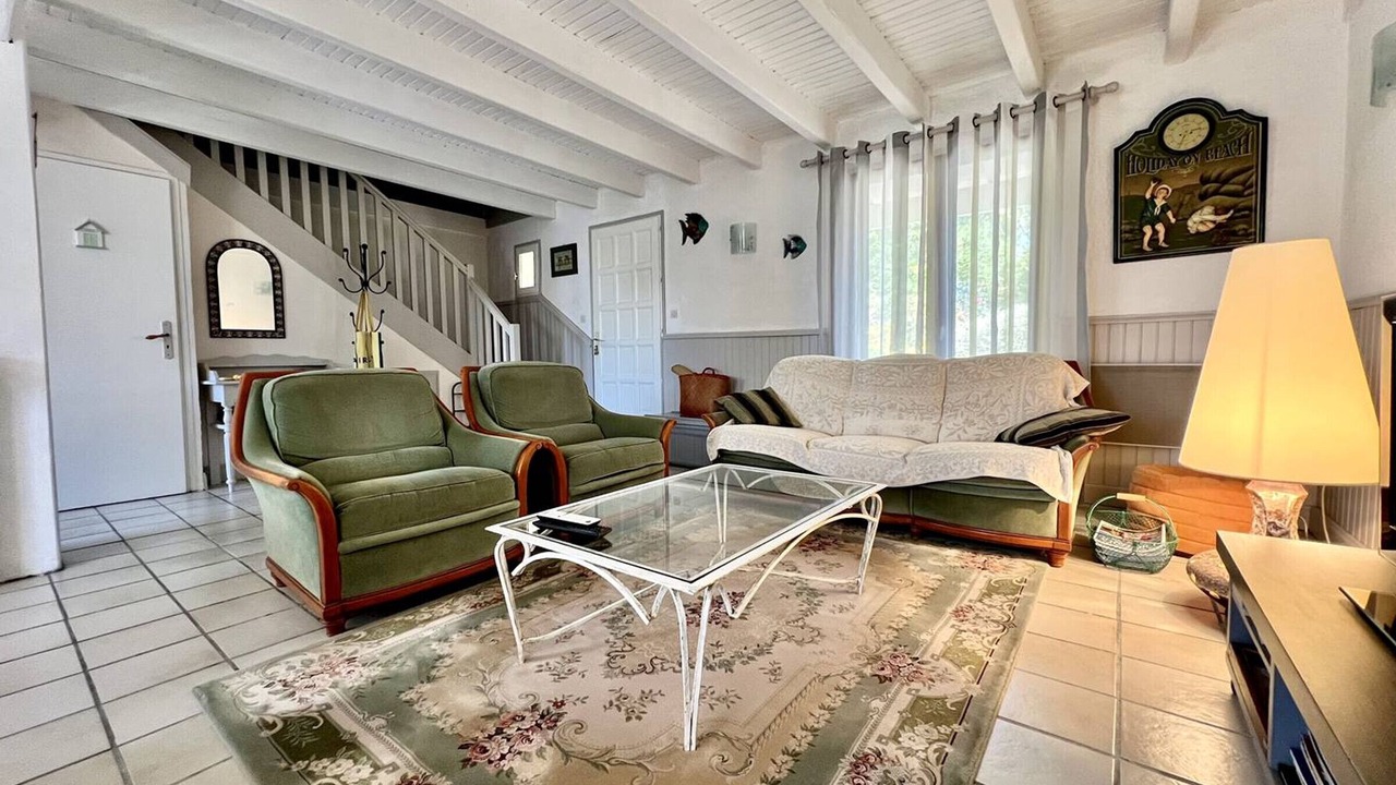 Photo of Livingroom in La Bree-les-Bains