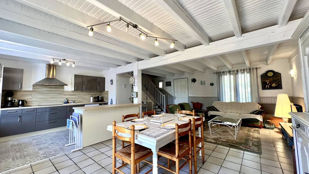 Photo of Livingroom in La Bree-les-Bains