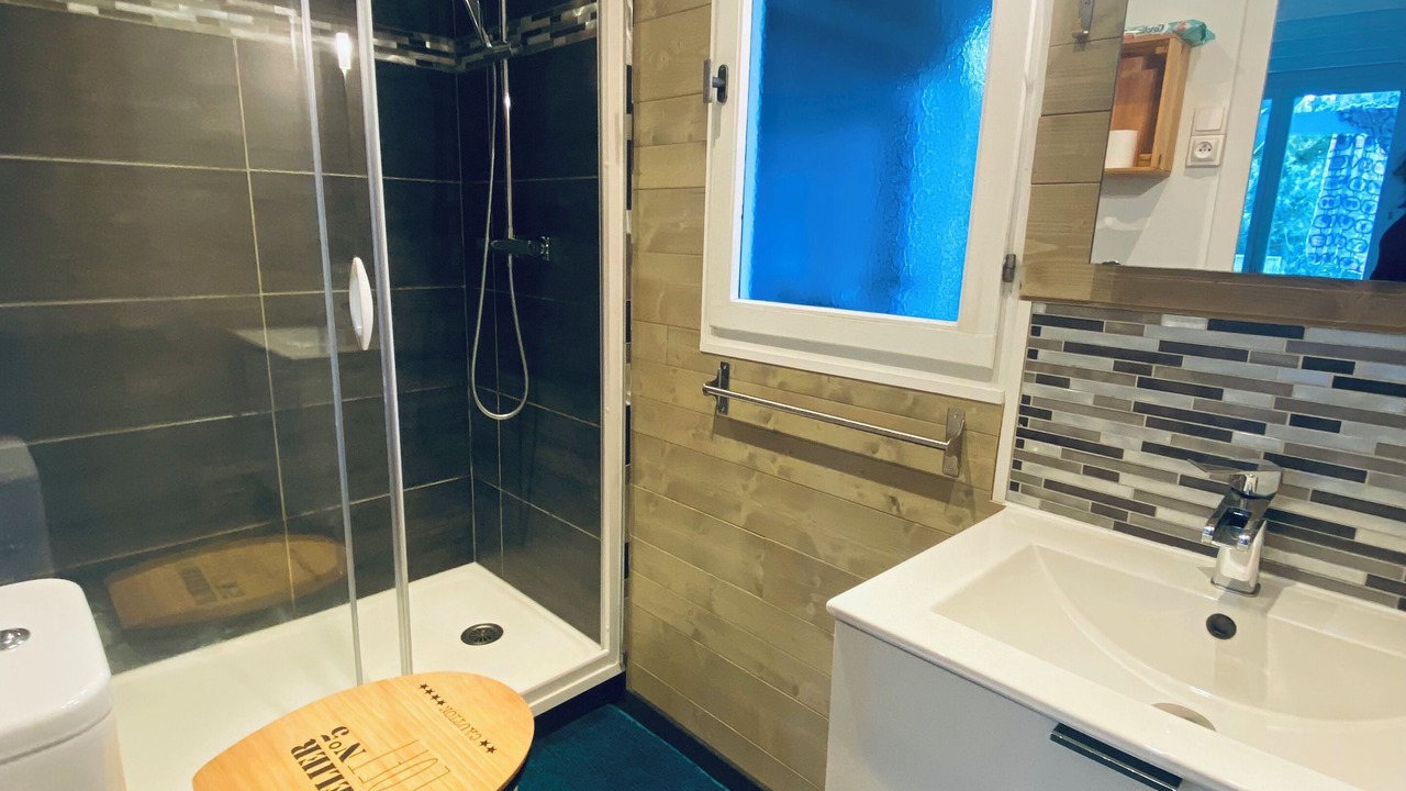 Photo of Bathroom in Le Porge