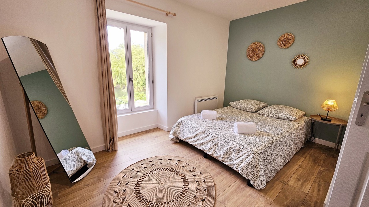 Photo of Bedroom in Chateauneuf-sur-Charente