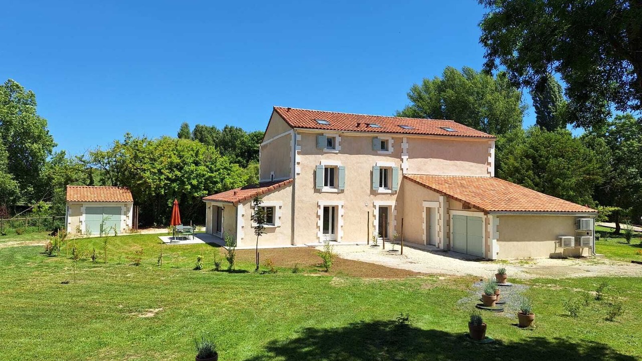 Photo of Outdoor in Chateauneuf-sur-Charente