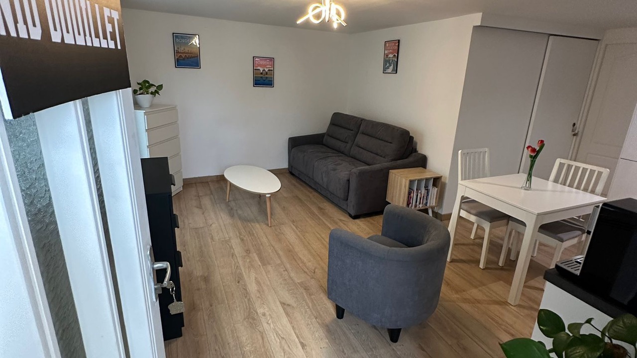 Photo of Livingroom in Talence
