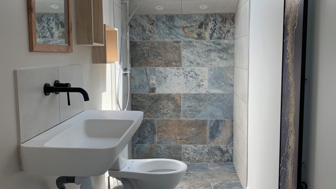 Photo of Bathroom in Celle-Levescault