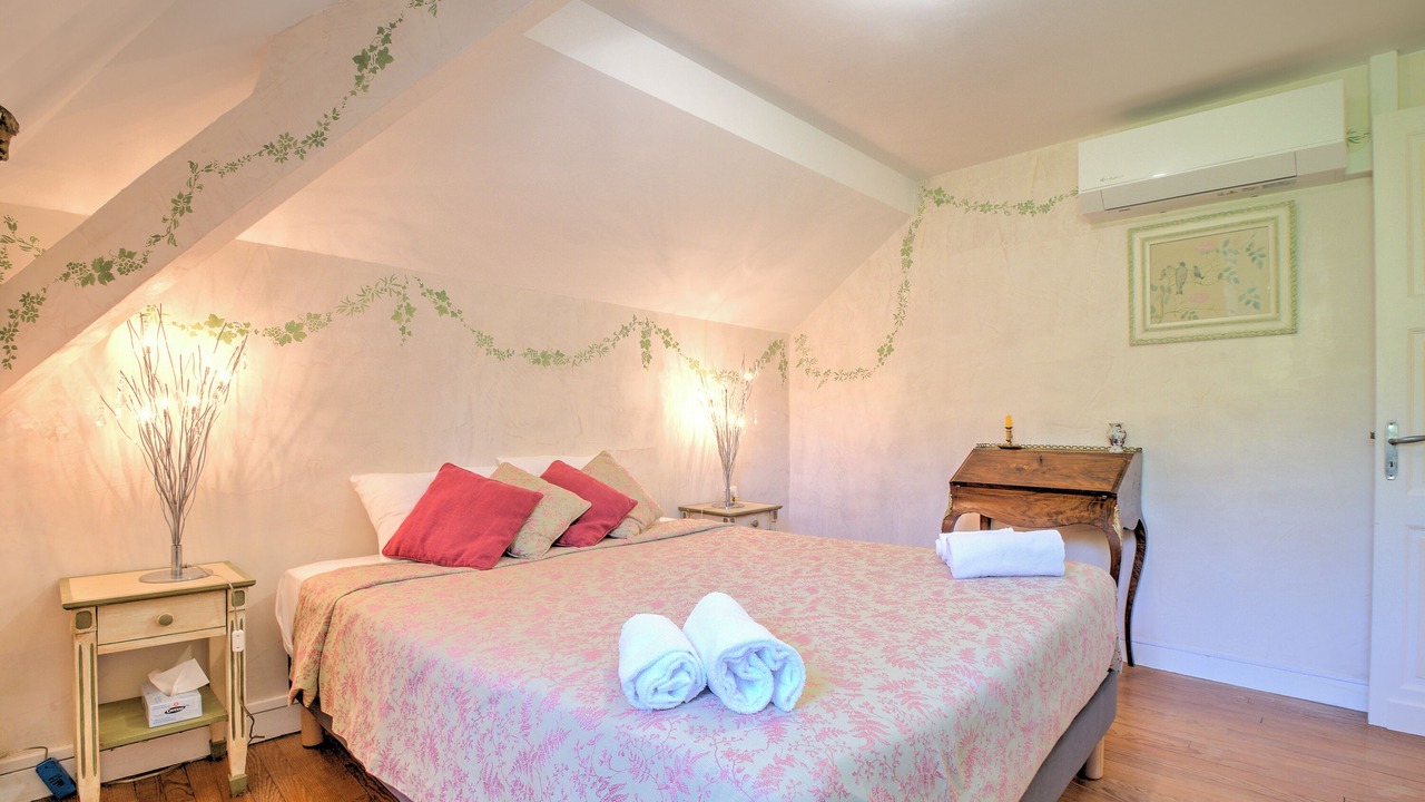 Photo of Bedroom in Riberac