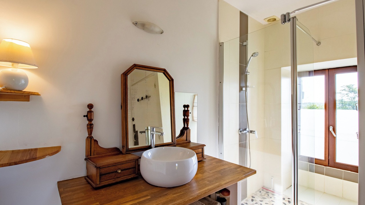 Photo of Bathroom in Chalais